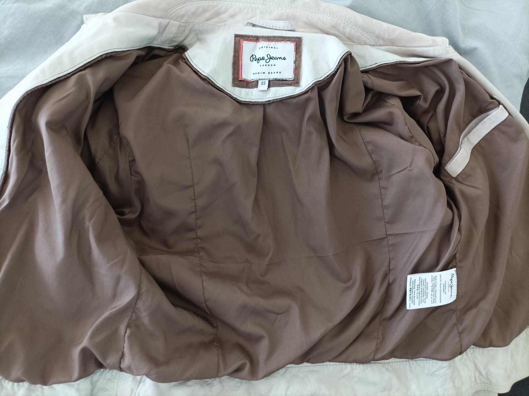 Pepe Jeans Jacken: Coole Lederjacke Pepe Jeans XS – Gebraucht aus Buchs/SG von ori_k6tq 1