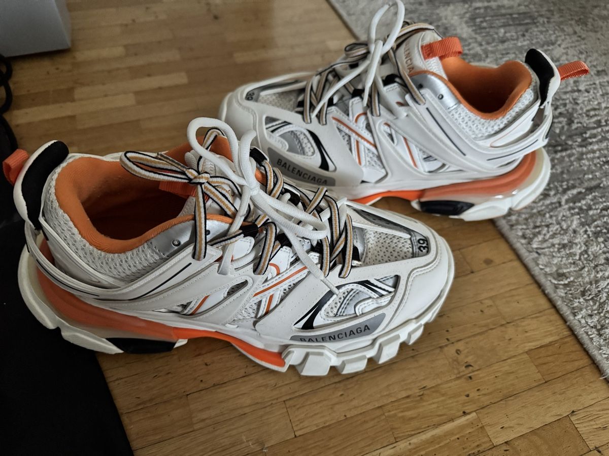 Balenciaga Scarpe da donna: balenciaga sneaker – Usato da Wiesendangen venduto da Aleksad 2