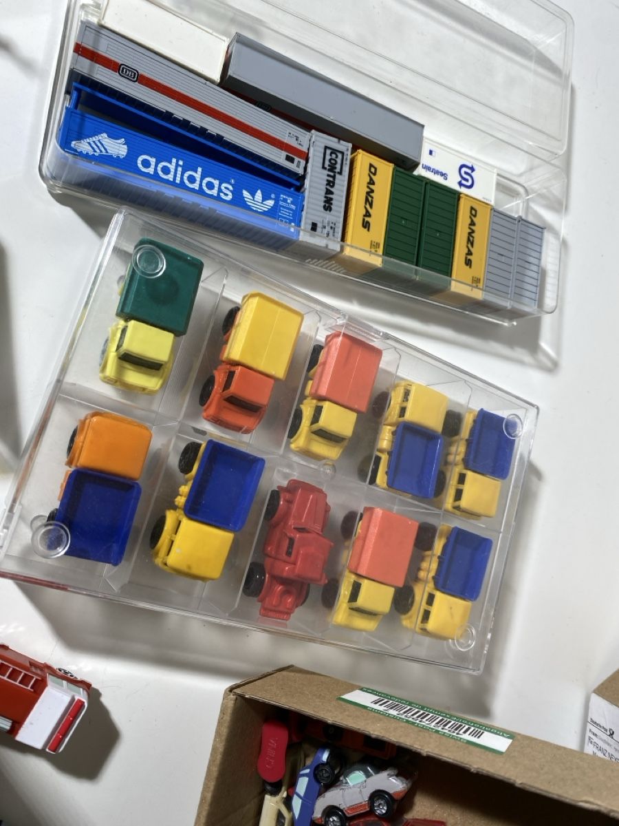 Modellini d'auto: Kleine Modellautos & Container – Usato da Winterthur venduto da ben_9vxx 4