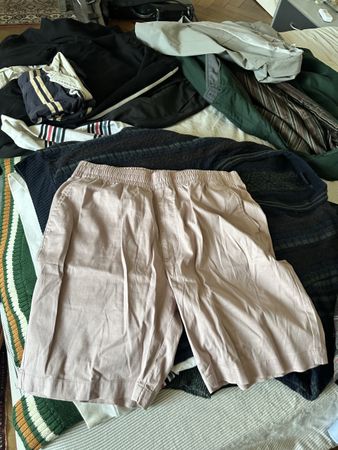 Shorts Uniqlo pink size M waist 84-92cm new