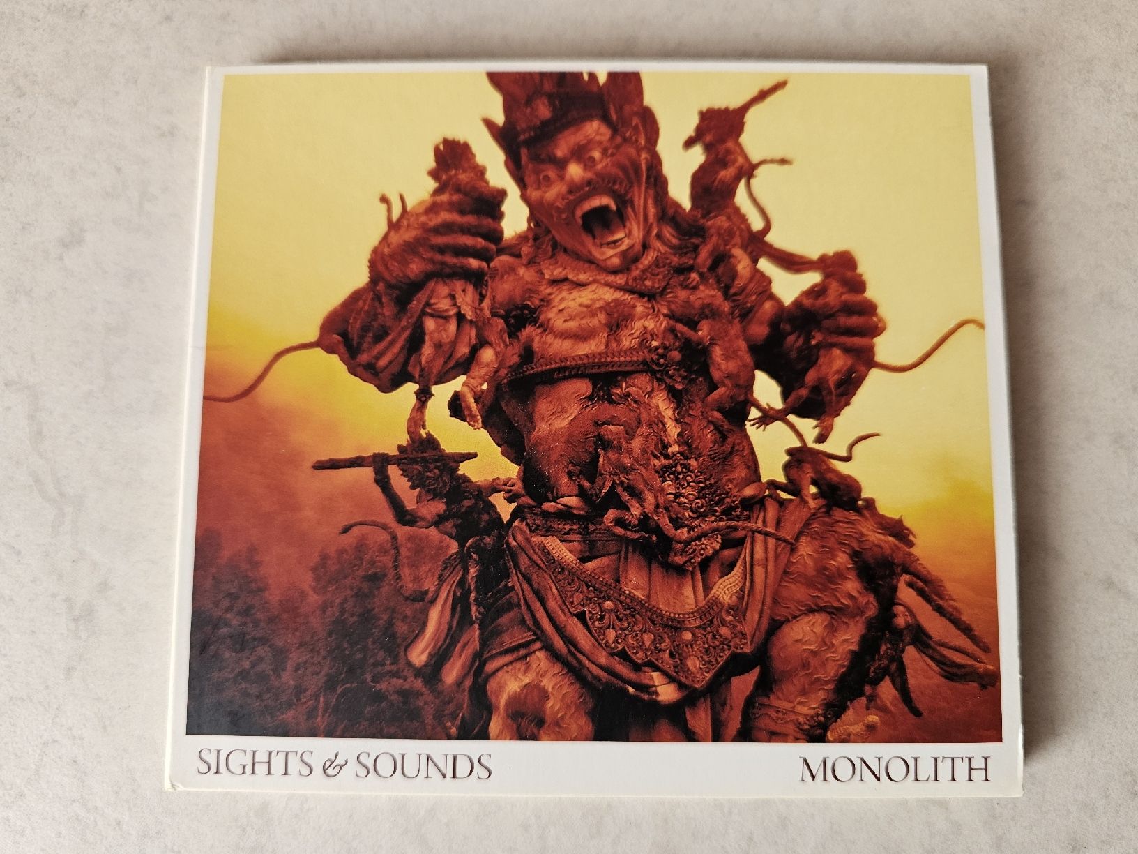 CD: Sights & Sounds  -  Monolith – Usato da Schneisingen venduto da backstore24