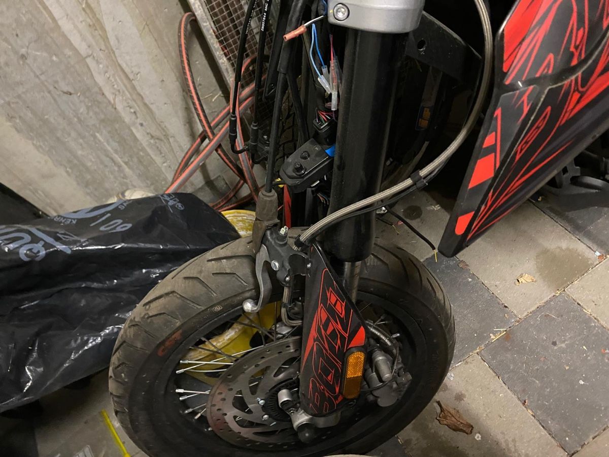 Aprilia Strada: Aprillia Sx 125 – Difettoso da Steg VS venduto da sandi19 5