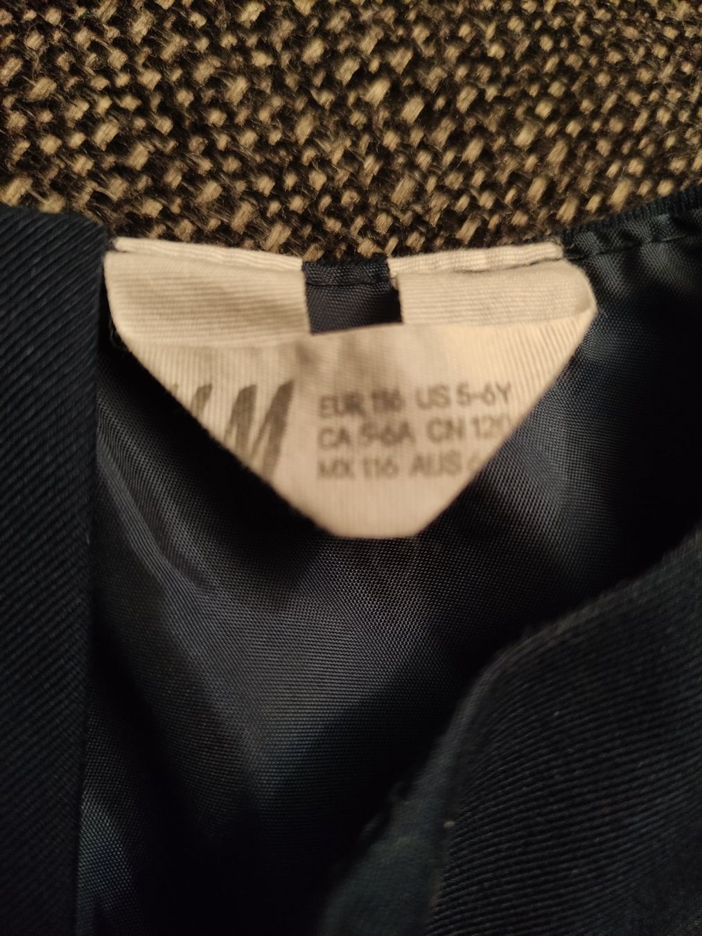 H&M Vestiti & Gonne: Kleid Gr 116 H&M – Usato da Zollikerberg venduto da nmonika 2