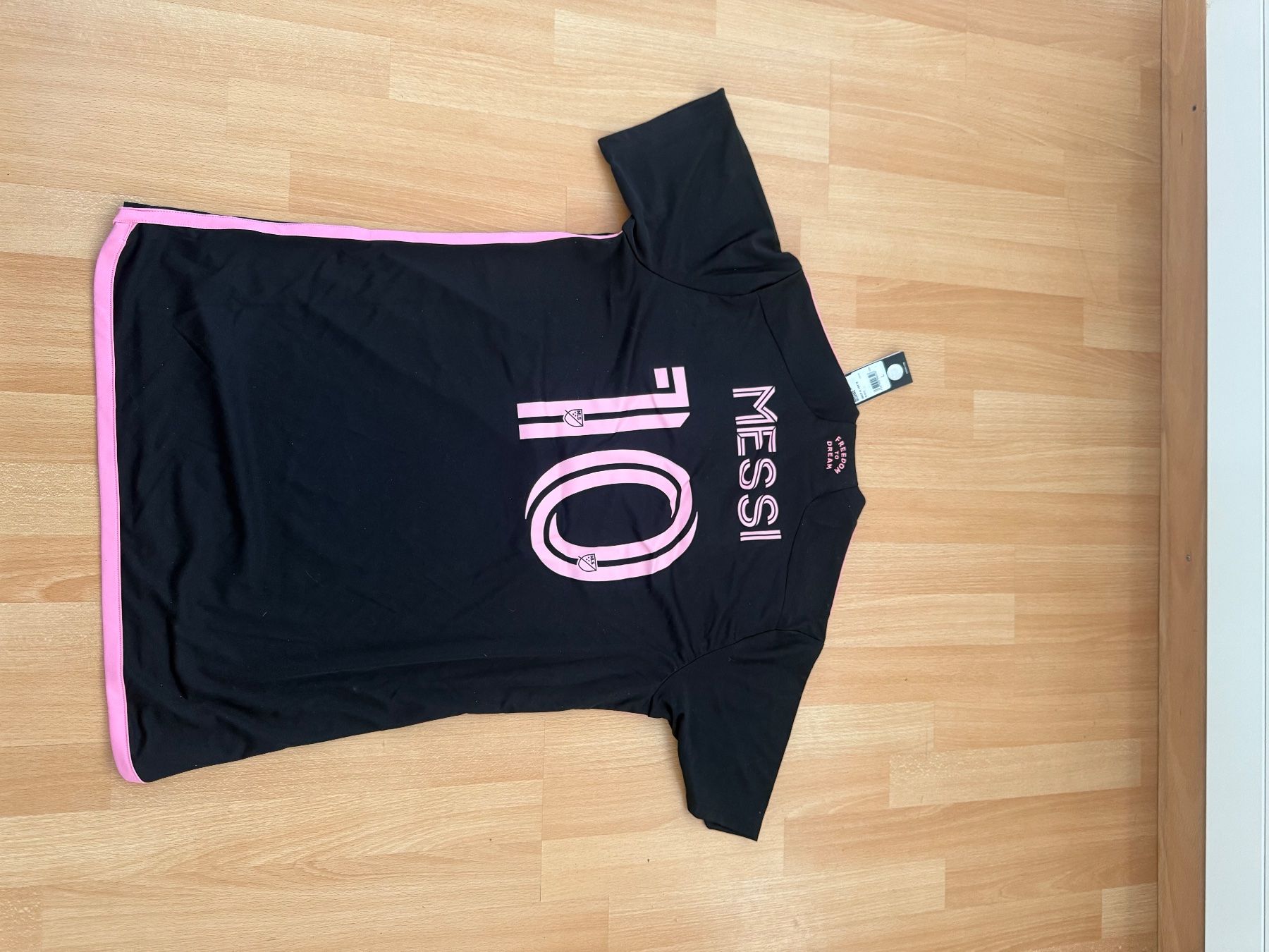 Adidas Canottiere & Pantaloni: MESSI 10 INTER MIAMI TRIKOT L – Nuovo (secondo la descrizione) da Flamatt venduto da Jokerrro9