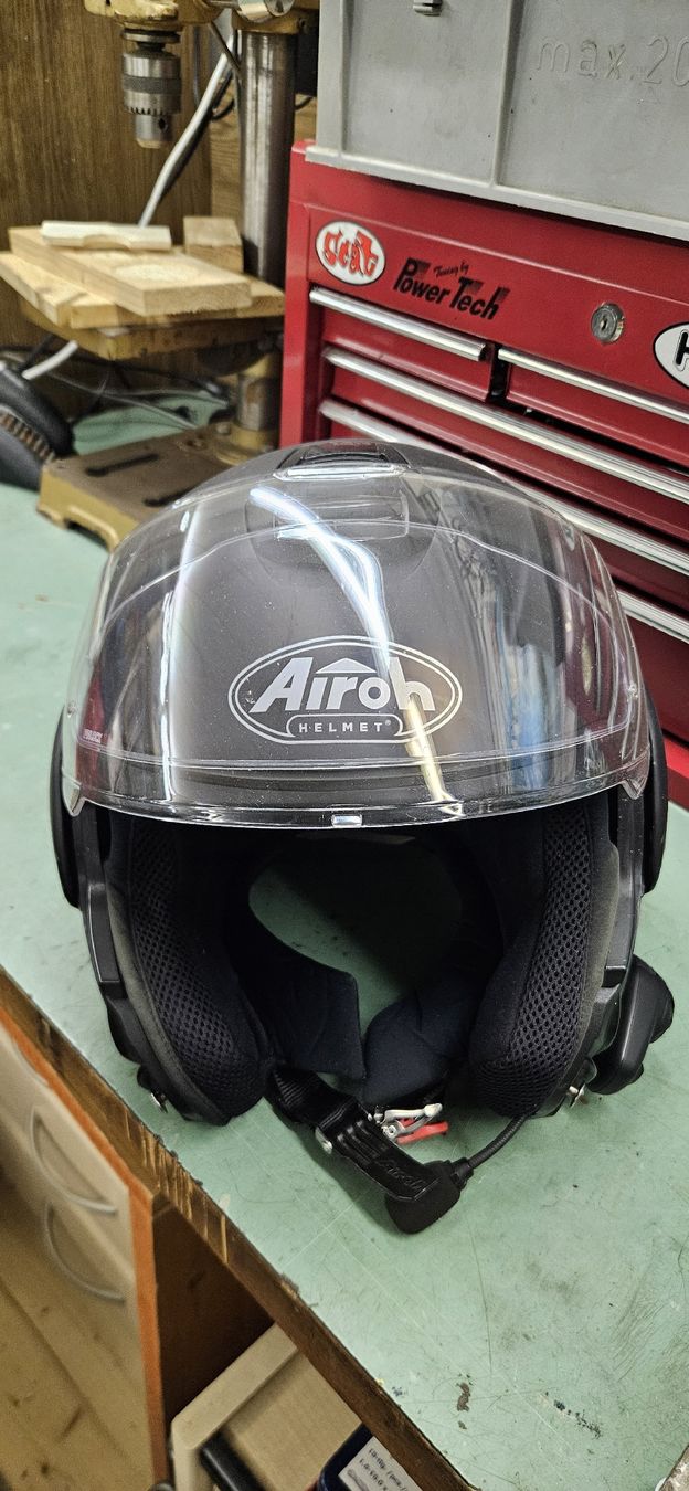Airoh Caschi & visiere: Motorradhelm Airoh Grösse XXL – Usato da Buochs venduto da buochser6