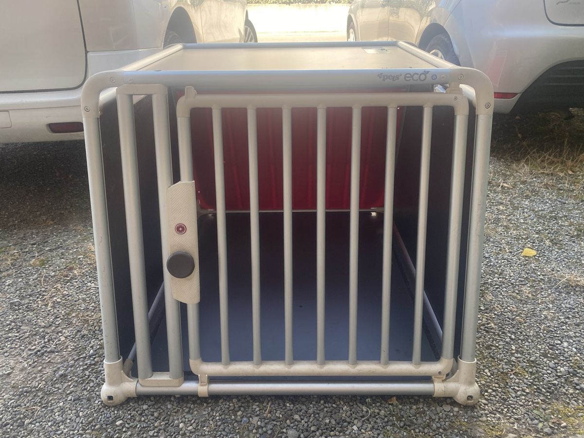 Cucce & Letti: Hundebox ECO 4 – Usato da Adlikon venduto da lol_76g2
