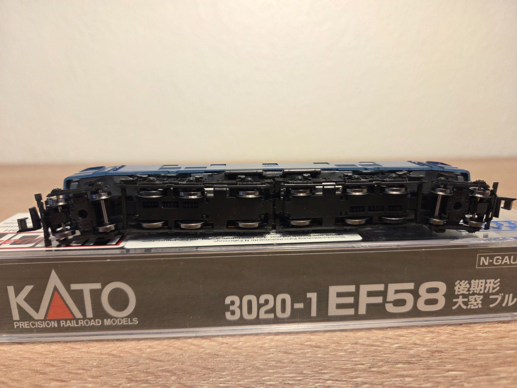 Kato Modellini di ferrovie: Kato N 3020-1 E-Lok EF58 – Nuovo e nell'imballaggio originale da St-Aubin-Sauges venduto da Lo_Go 5