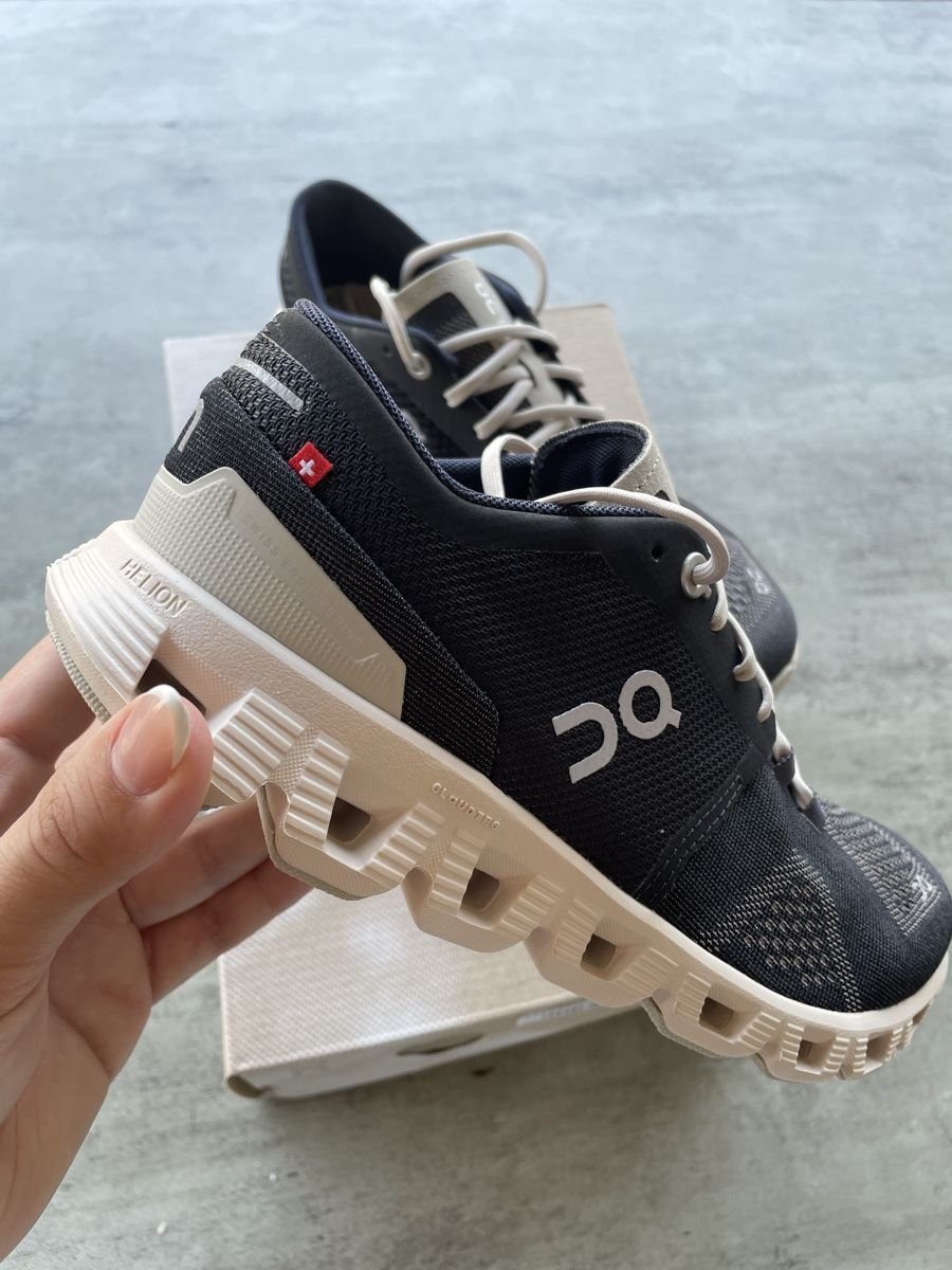 On Scarpe da donna: ON cloud X taille 37,5 – Nuovo e nell'imballaggio originale da orbe venduto da Reb_04 4