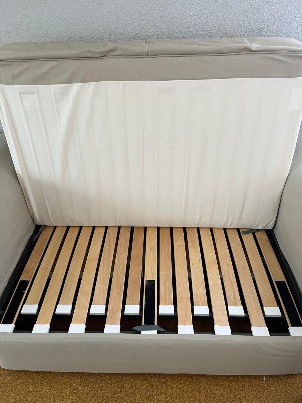 Ikea Sofas: Bettsofa IKEA, beige, 2-Sitzer, gebraucht – D'occasion à Brüttisellen par chhex 2