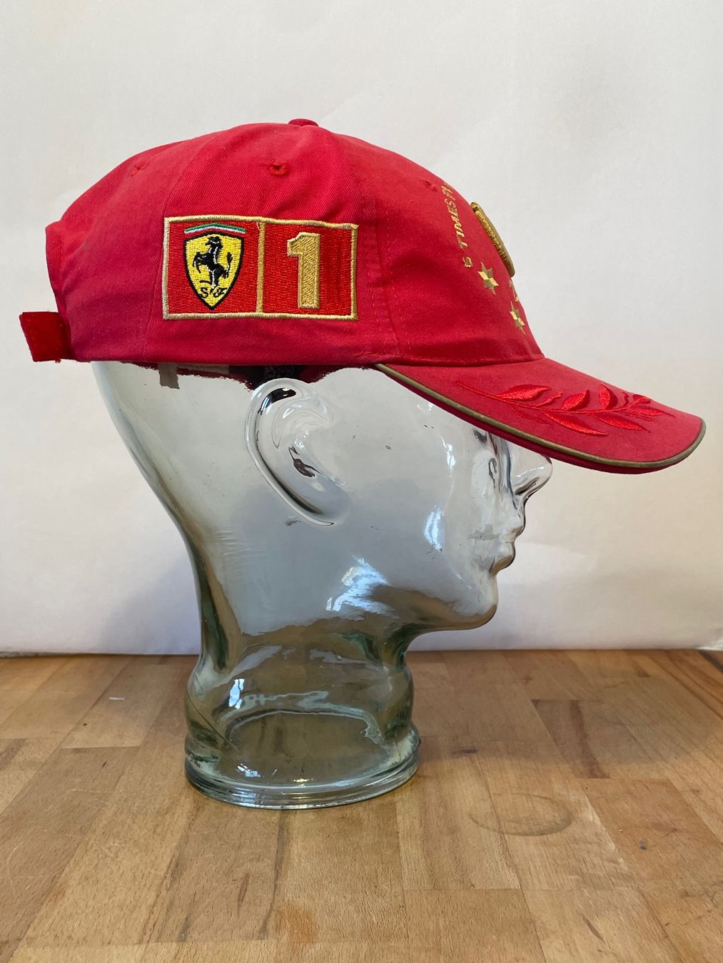 Copricapi, berretti & cappellini: 2002 Cap Michael Schumacher 5x World Champ Ferrari – Usato da Zürich venduto da le_souk 1