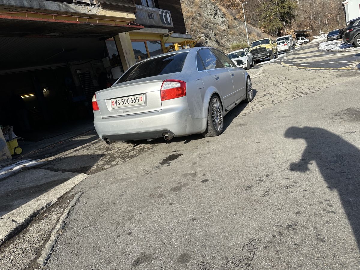 Audi Automobili: Audi S4 Quattro – Usato da Naters venduto da sch_x9dj 1