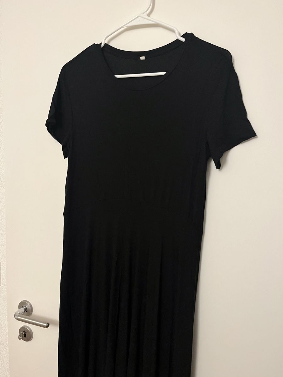 Vestiti: Anjaly Schwarzes Maxikleid Gr. S - bequem & elegant! – Usato da Wädenswil venduto da Gilmored83 1