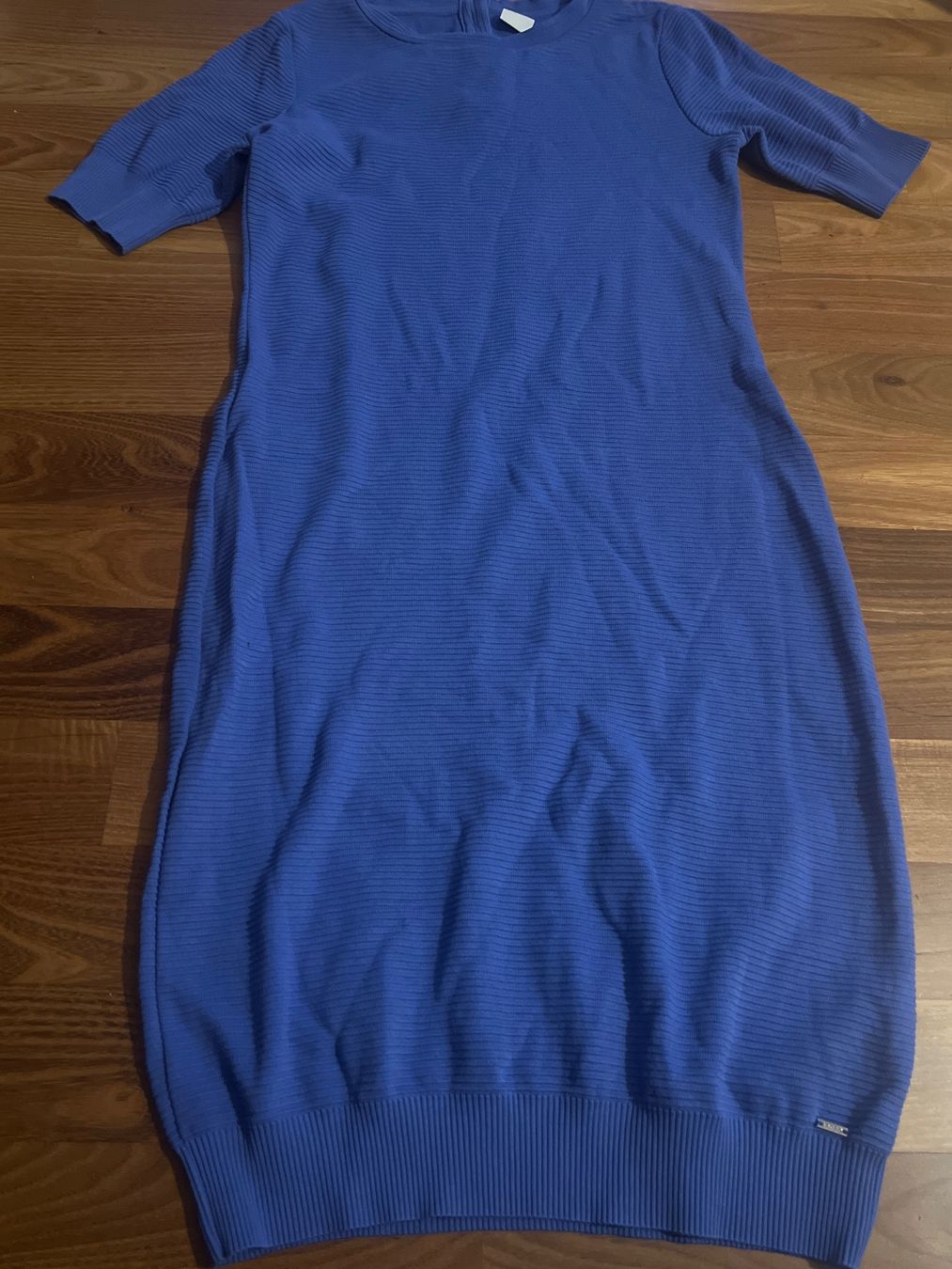 Hugo Boss Vestiti: Hugo Boss xs – Usato da Frauenfeld venduto da Lollipop77