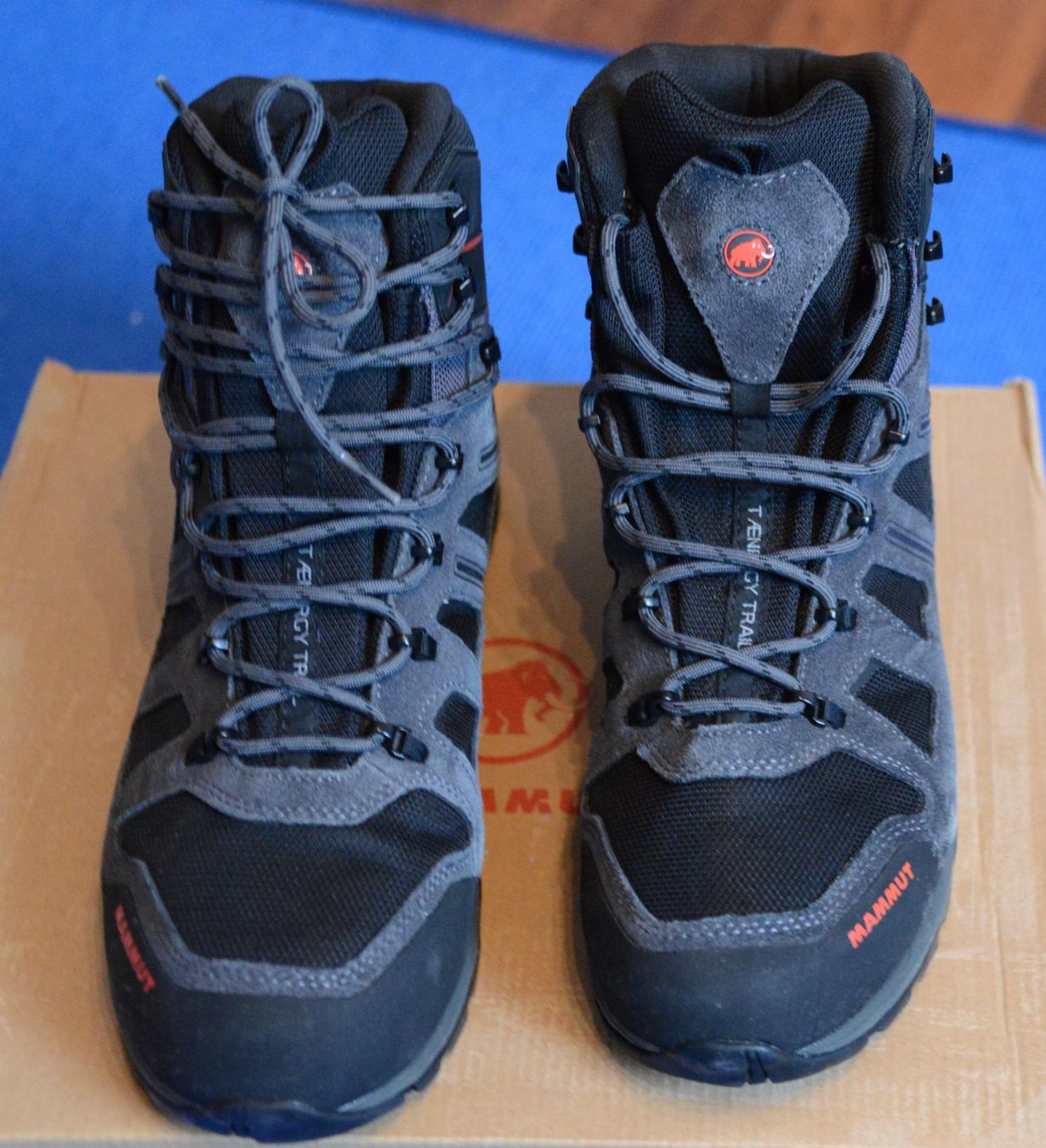 Mammut Scarpe da uomo: Mammut Herren Trekkingschuhe Gr. 46.2/3 neu – Nuovo e nell'imballaggio originale da Büron venduto da Felleiter 1
