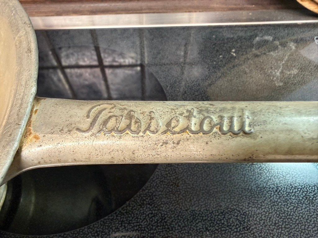 Elettrodomestici da cucina: altes Passetout, Vintage, Deko – Usato da Agriswil venduto da Windcheetah 1