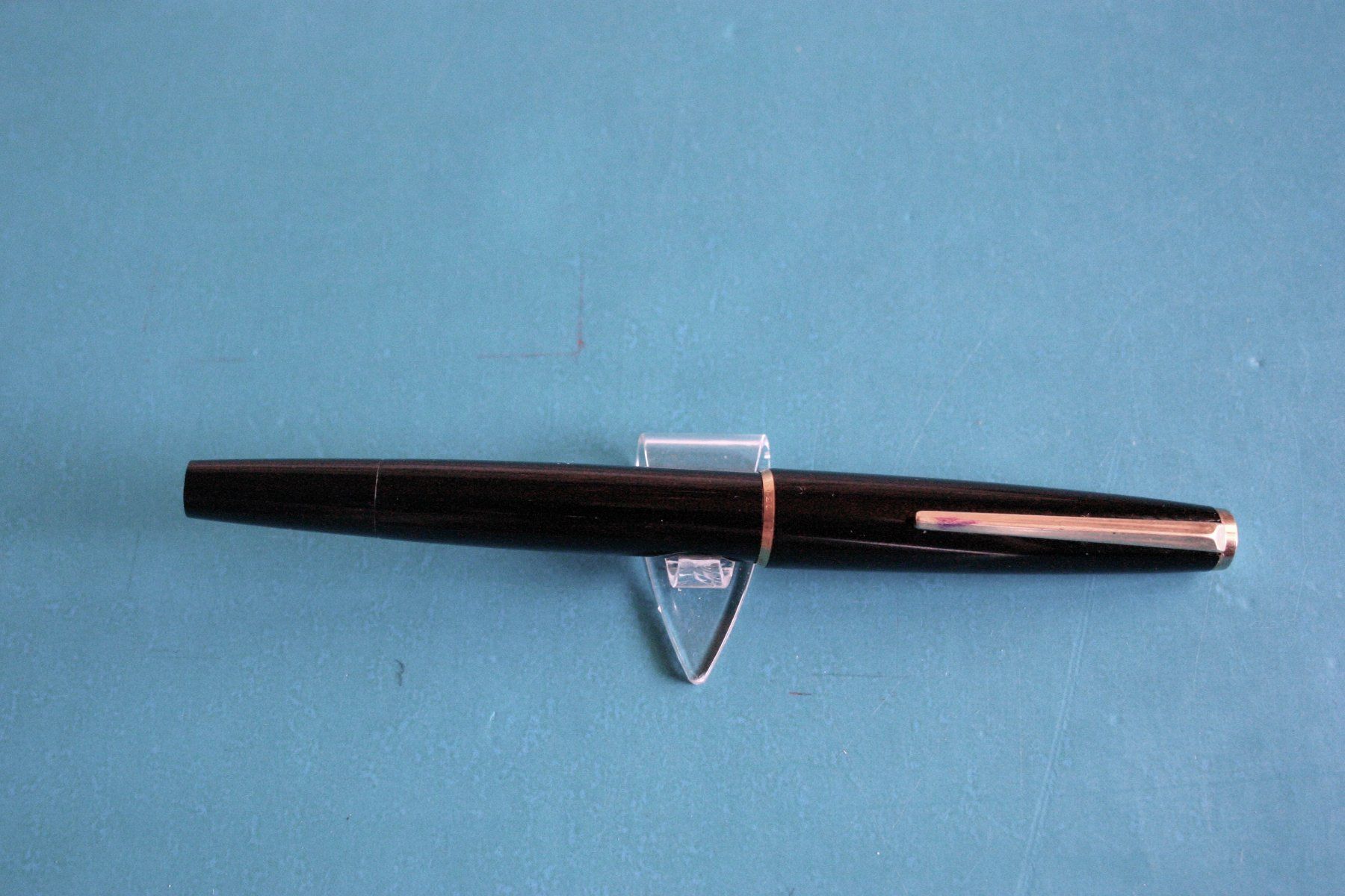 Montblanc Stylos & Marker: Montblanc 420 Kolbenfüller – D'occasion à Winkel par Gallica