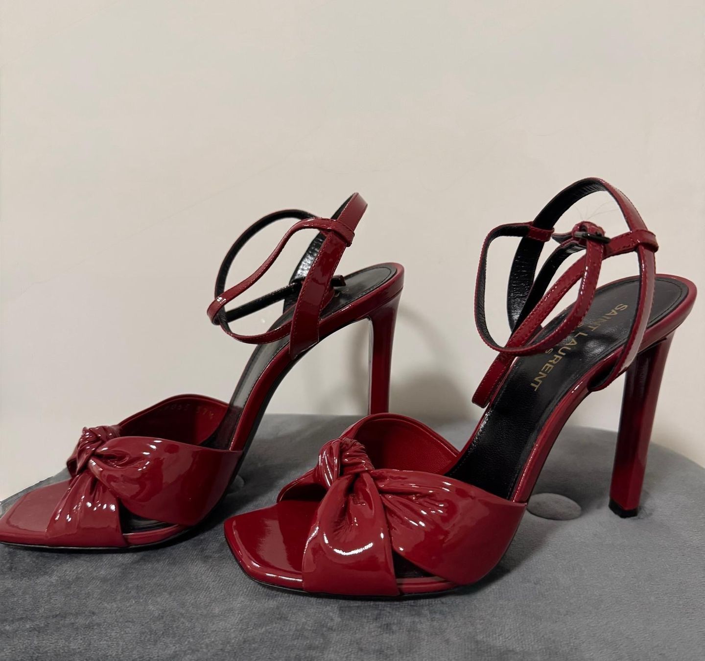 Saint Laurent Scarpe da donna: Saint Laurent HighHeels Red – Nuovo (secondo la descrizione) da Unterkulm venduto da dz_96