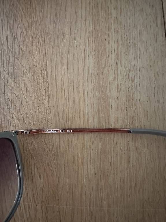 Occhiali & Lenti: Max Mara Sonnenbrille mit Etui und Putztuch – Usato da Busswil BE venduto da verowo 3
