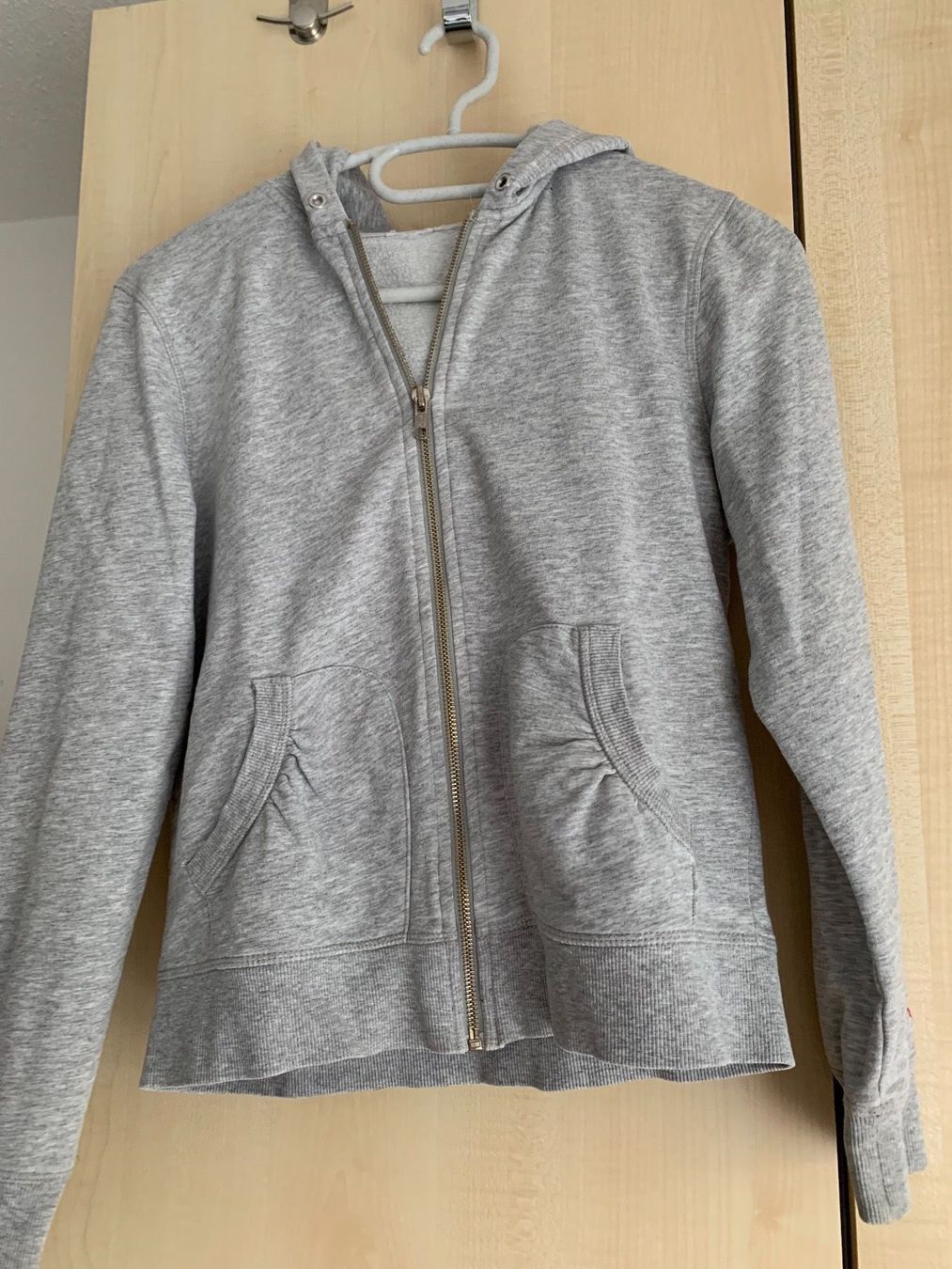 Lotti & Set di vestiti: 4-teiliges Mädchen Kleiderpaket Gr. 158 – Usato da Waltenschwil venduto da pipapo71 3