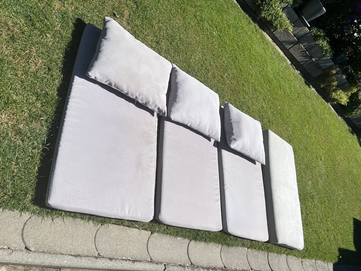 Chaises longues: Polster bezug – D'occasion à Tobel par honda955