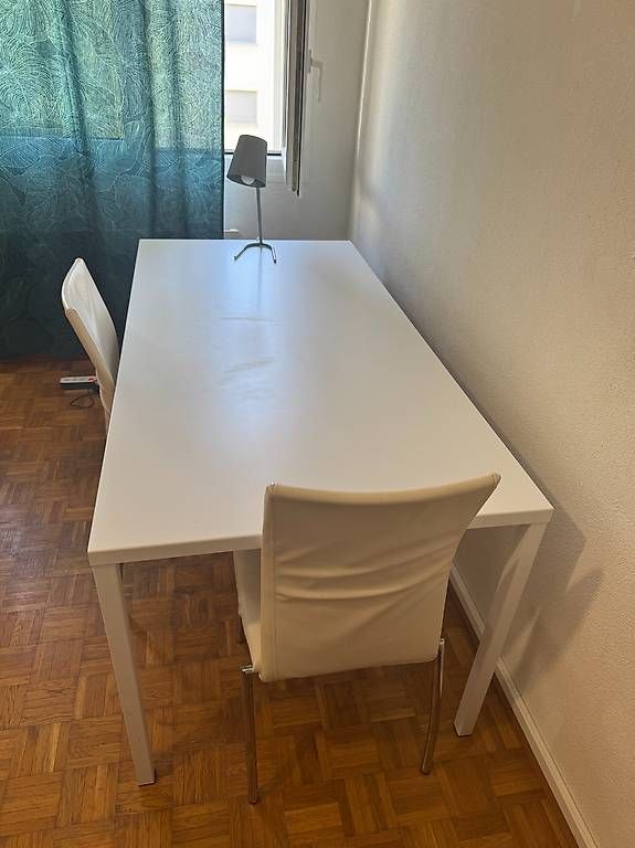 Lits: Ensemble de meubles chambre- 300 CHF – D'occasion à Marly par del_y5h7 3