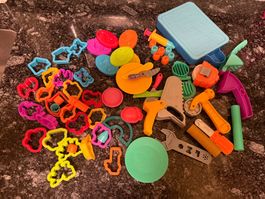 Play-Doh Knete Formen Set Werkzeug Zubehoer gebraucht