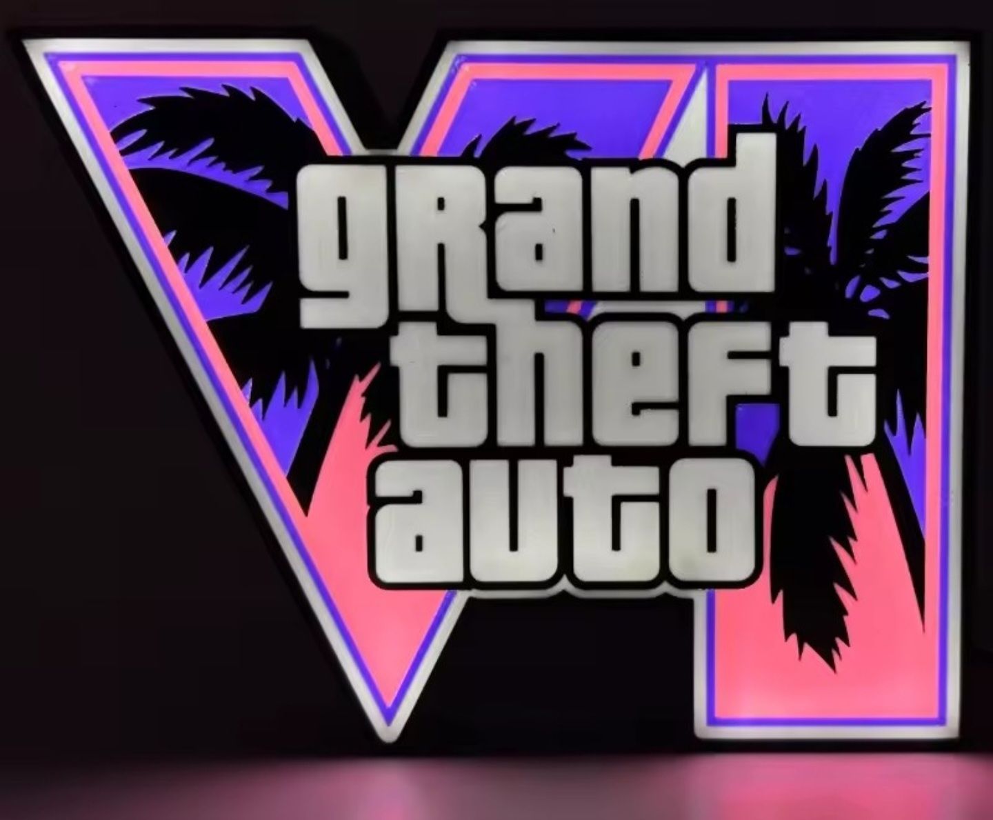 Sony Giochi: GTA VI Lightbox – Nuovo e nell'imballaggio originale da Burgdorf venduto da MIDICLORIAN