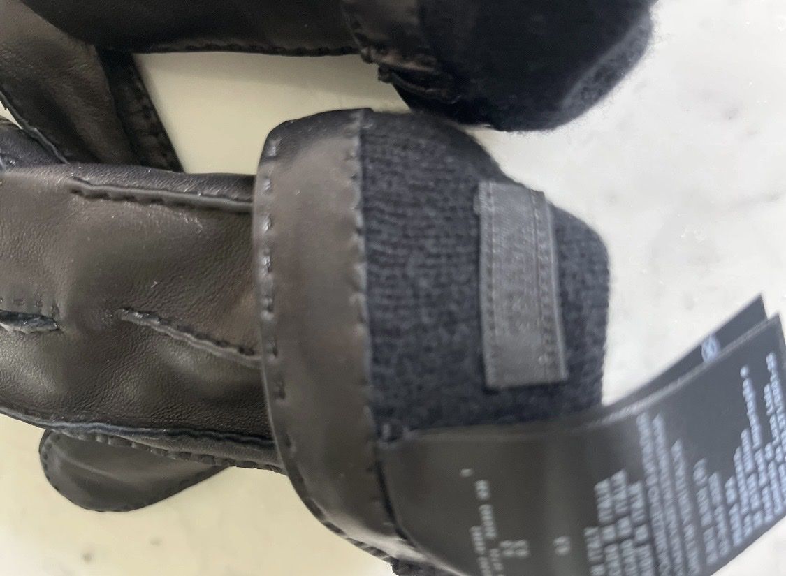 Prada Altri accessori da uomo: NEU Prada Handschuhe, 9,5, schwarz, NP 880 CHF – Nuovo (secondo la descrizione) da Zollikon venduto da Mia_Zollikon 4