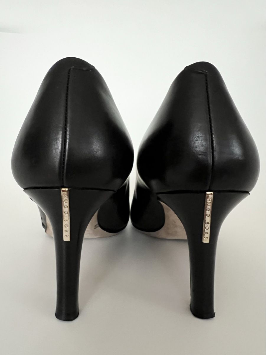 Hugo Boss Damenschuhe: HUGO BOSS PUMPS, 37 – Gebraucht aus Bergdietikon von pinkerton13 6