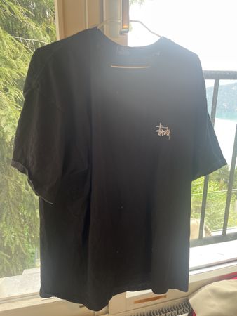 Stüssy Black T-Shirt, XL, Stylish Streetwear for Summer!