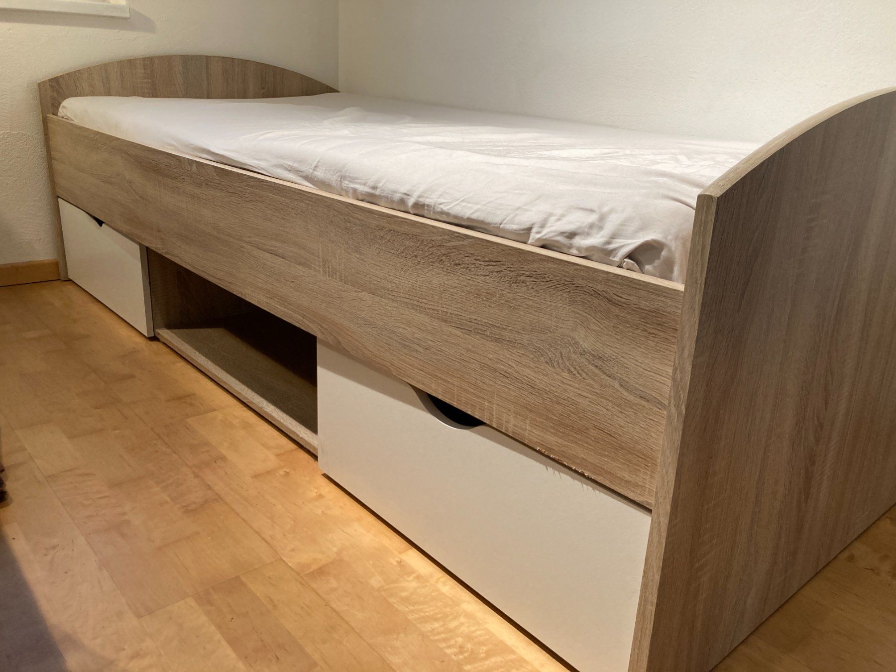 Betten: Bett – Gebraucht aus Boniswil von Amlu 1