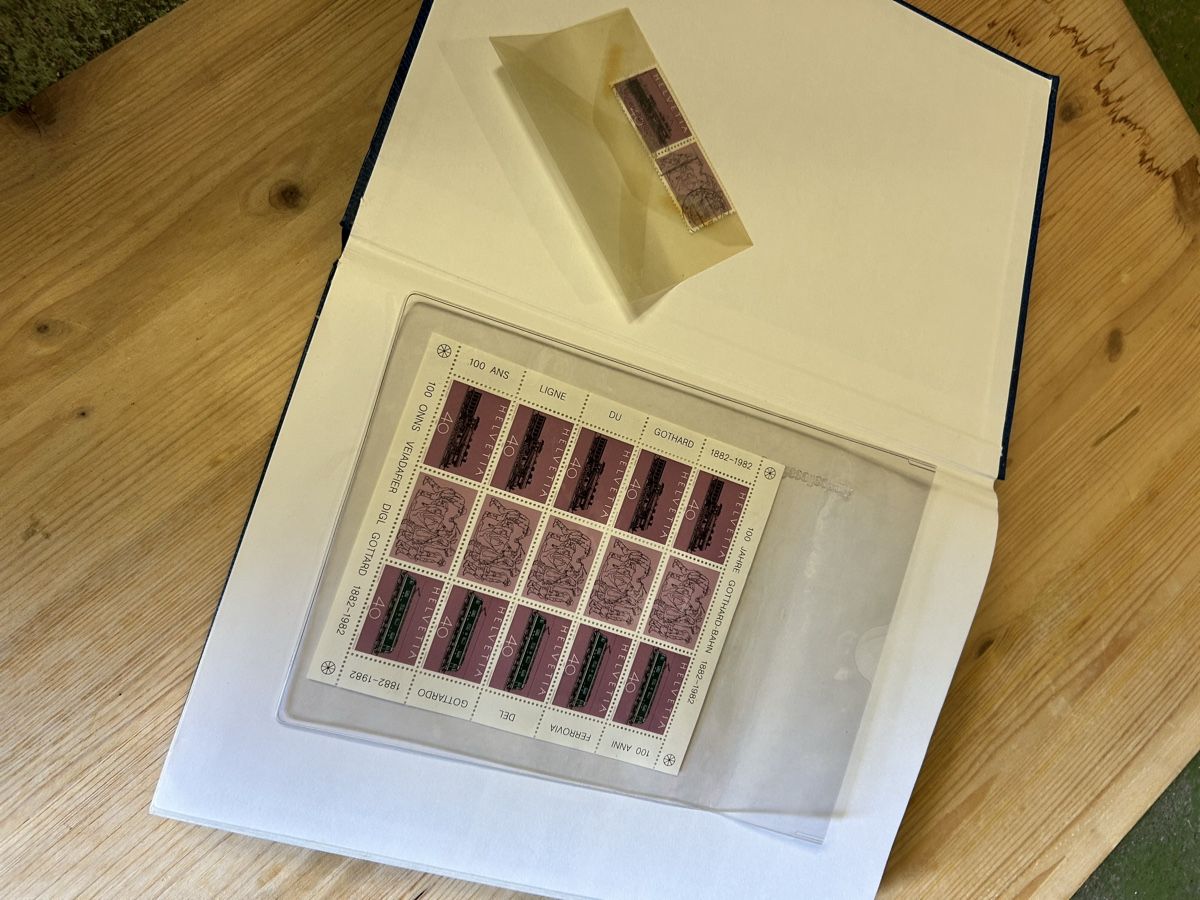 Alle Briefmarken: Briefmarken Album mit Sammlung  – Gebraucht aus Bremgarten b. Bern von Thermes 1