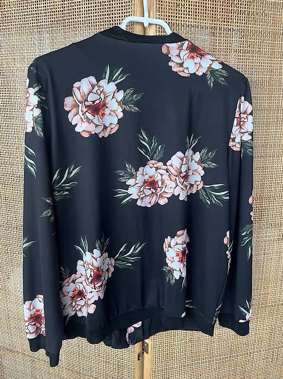 Giacche: floraler Blouson – Usato da Dübendorf venduto da jjs_t925 1