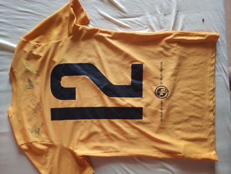 YB Meistertrikot zum 12. Meistertitel in grösse S