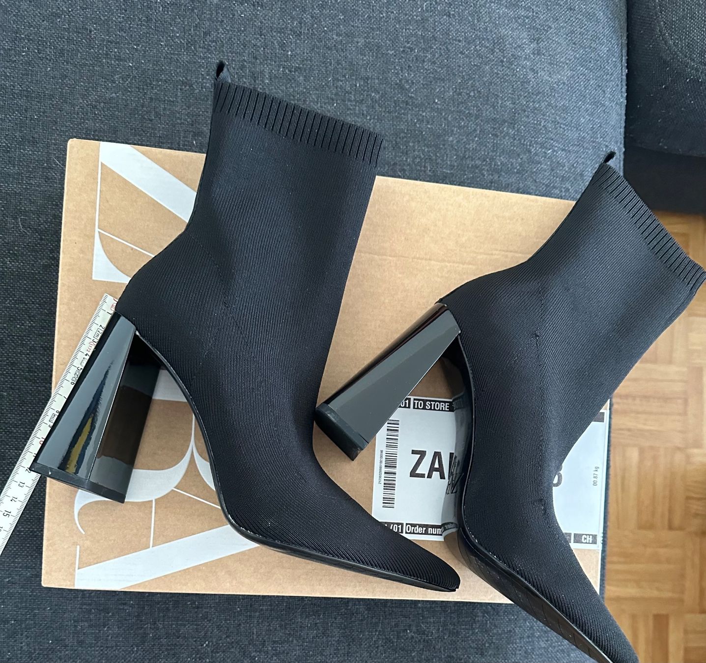 Zara Scarpe da donna: Stiefeletten von ZARA Grösse 39 – Nuovo e nell'imballaggio originale da Zürich venduto da Faetze0 1