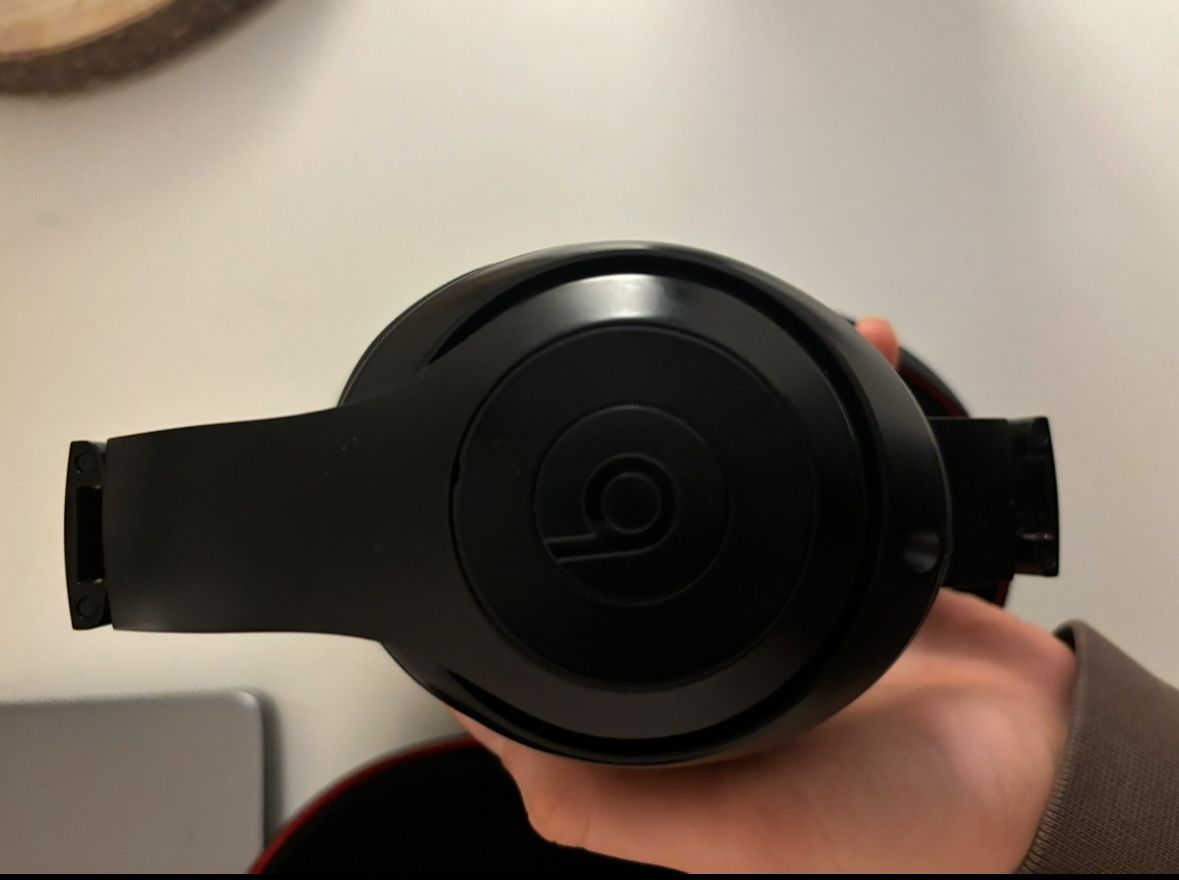 Beats Kopfhörer: Beats Studio (Over Ear) – Neu (gemäss Beschreibung) aus Eschen von escan 2