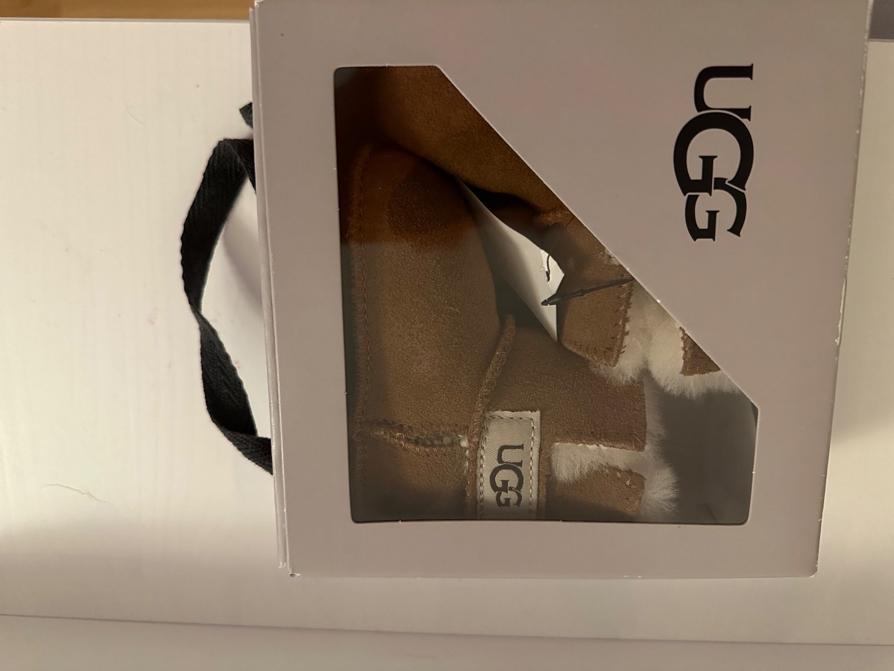 Ugg Scarpe per ragazzi: UGG-Kinderschuhe / Boots - Grösse S – Nuovo e nell'imballaggio originale da Rothrist venduto da G.F.1997 1