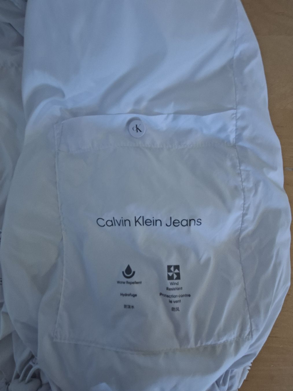 Calvin Klein Jacken: Calvin Klein Jeans Winterjacke – Neu (gemäss Beschreibung) aus Rüti ZH von FelipeCH1993 2