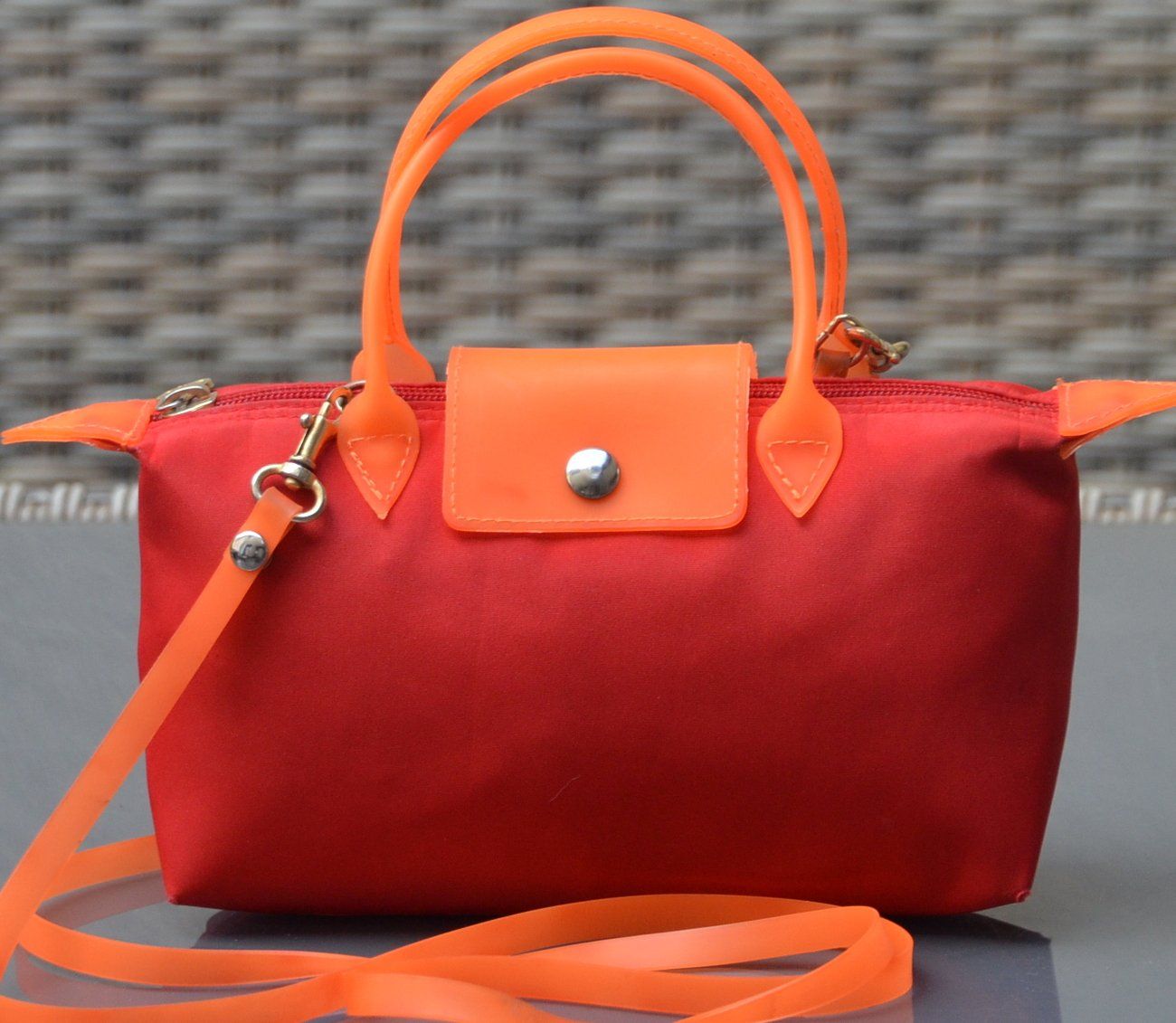 Taschen für Damen: FFI Tasche /sac -pochette – Gebraucht aus Collonges von arashee