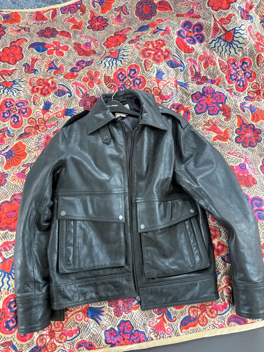 H&M Giacche: Echtes Leder oversized Jacke , Grösse xs – Usato da Pratteln venduto da Samantha... 2