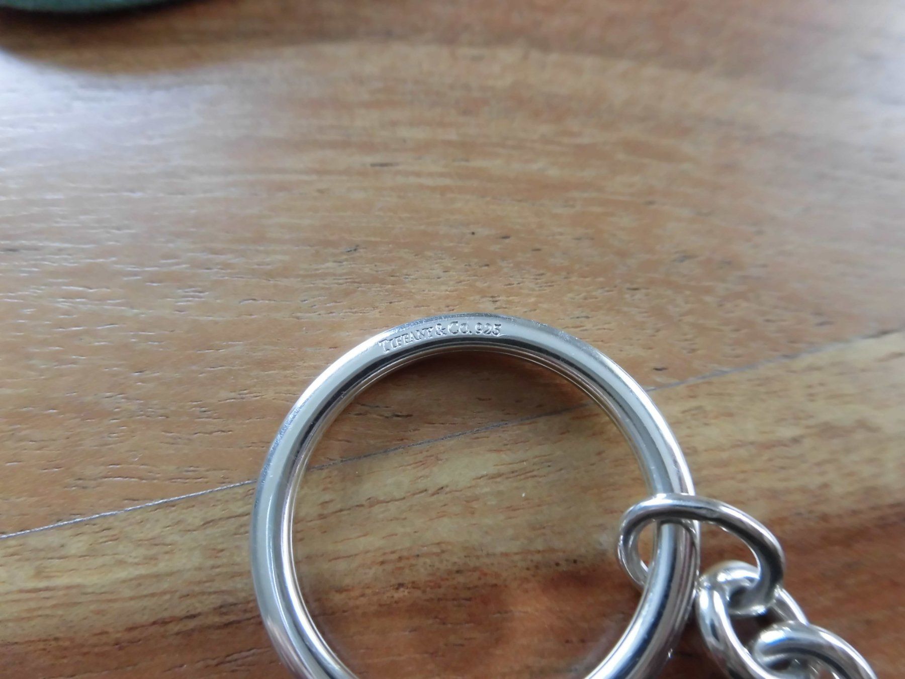 Tiffany & Co. Schlüsselanhänger & - bänder: Return to Tiffany Heart key ring!! – Gebraucht aus Goldach von  5
