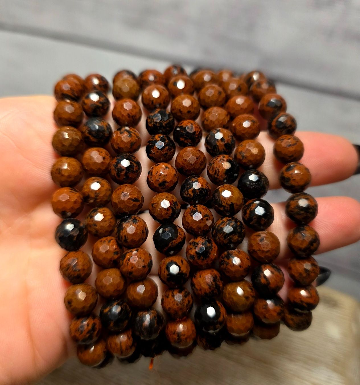 Mineralien & Heilsteine: Facettiertes rotes Obsidian Armband 8mm – Neu und originalverpackt aus Matzingen von Shay_Crystalz 1