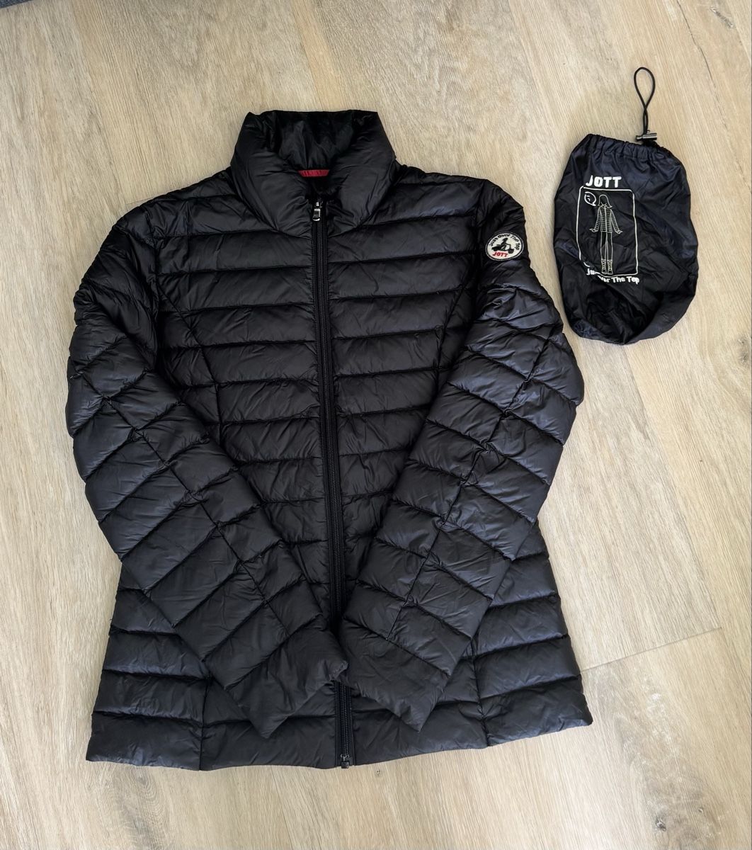 Jott Giacche: Doudoune JOTT Cha, noire, Taille S, comme neuve – Nuovo (secondo la descrizione) da Colombier NE venduto da kajo04