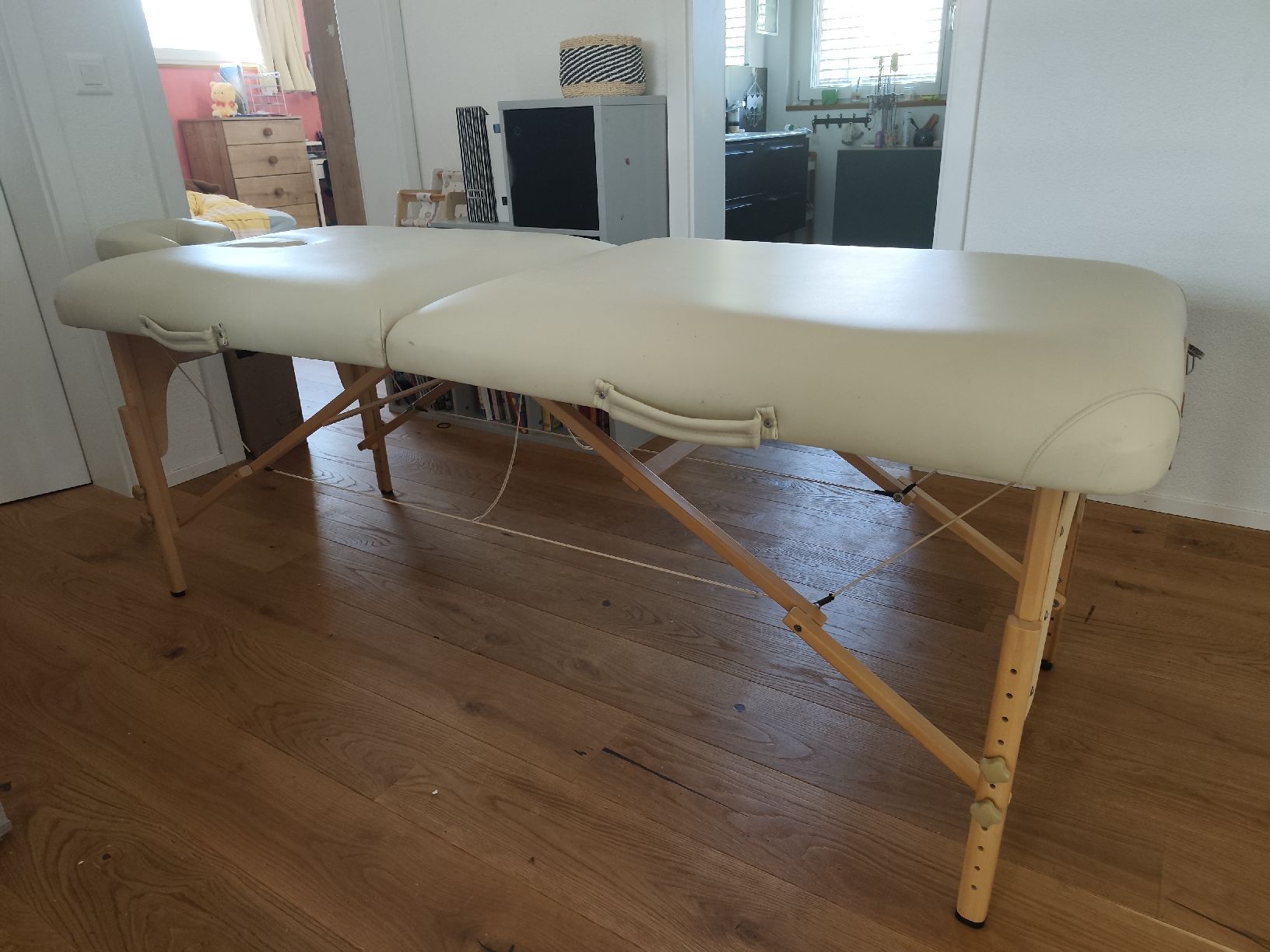 Liegen & Liegestühle: Massageliege mobil, robust – Gebraucht aus Niederbuchsiten von melhir 2