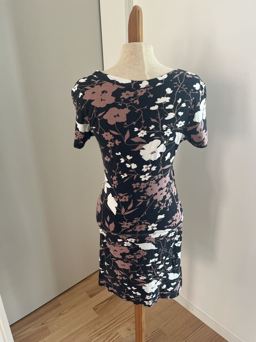 Vestiti: Sommerliches Kleid mit Blumenprint, Gr. S, 36 – Usato da Zürich venduto da Brobin 2