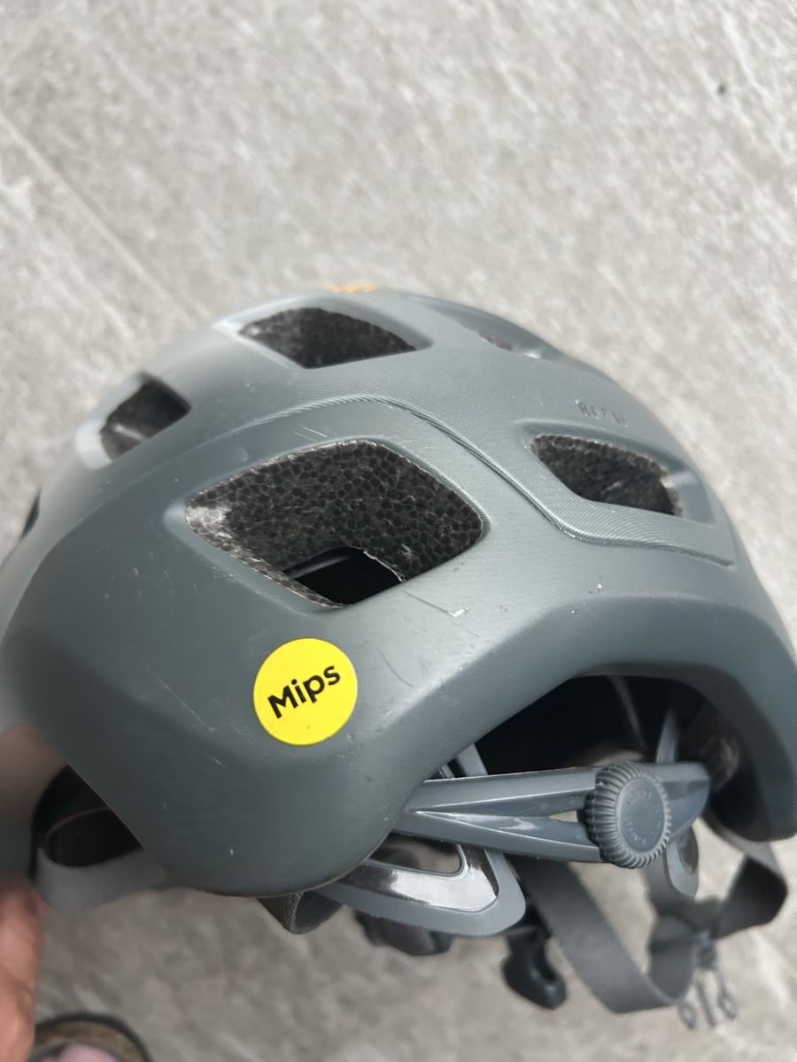 Giro Caschi: GIRO Helm Mips Gr. 51 - 55 – Usato da Oberurnen venduto da Berghexe 2