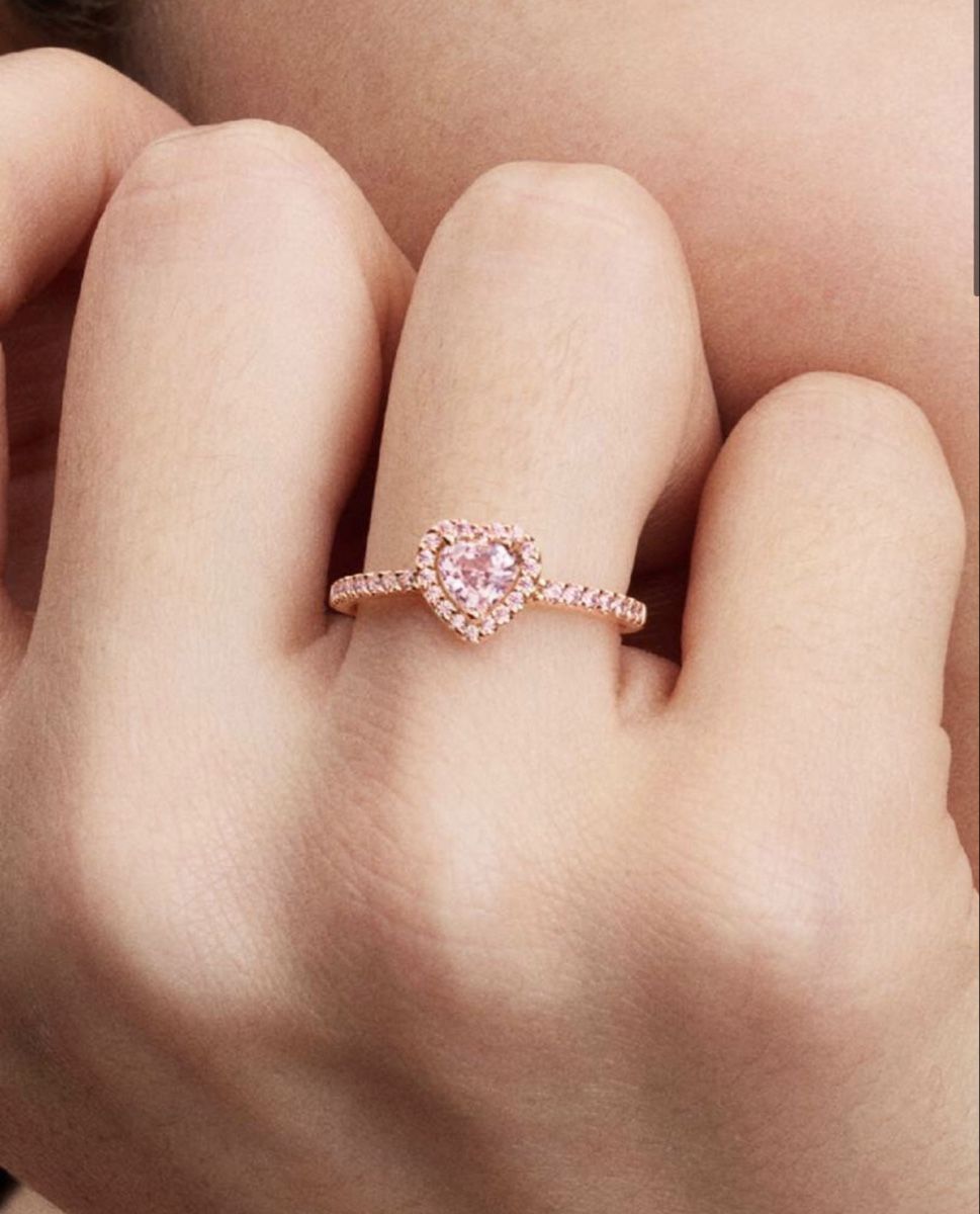 Anelli: Pandora ring heart pink size 6 – Nuovo (secondo la descrizione) da Zürich venduto da ban_wfc2