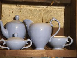Ensemble 4pieces  theiere, cafetiere, sucrier, pot,