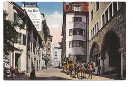 St. Moritz (GR) Engadin - Postkutsche in der Gasse  1911 (?)