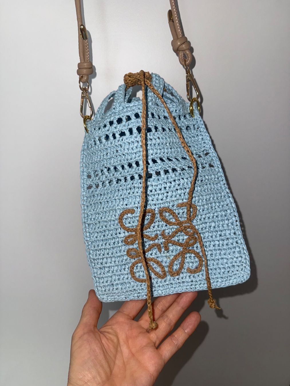 Borse da donna: Tasche aus Raffiabast Umhängetasche handgestrikt – Nuovo (secondo la descrizione) da Buchrain venduto da nat_pl5p